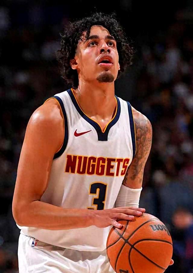 KAIYUN-包含德罗巴回归赛场，出色防守首场状态亮眼，快船观众沸腾！的词条